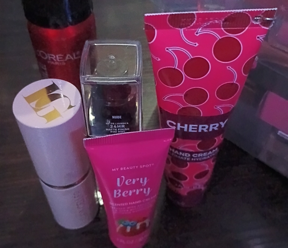 Cherry Scented Hand Cream - Bright Pink